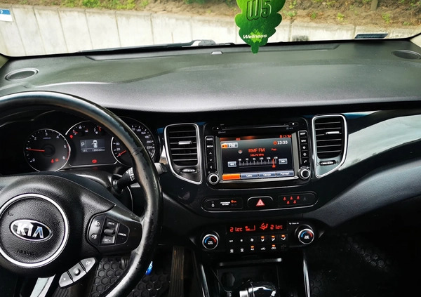 Kia Carens cena 45900 przebieg: 137000, rok produkcji 2015 z Szczecin małe 106
